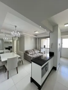 Apartamento com 3 Quartos para alugar, 70m² no Vila Nova, Maringá