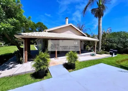 Fazenda/Sítio com 4 Quartos à venda, 450m² no Terras de Santana, Londrina