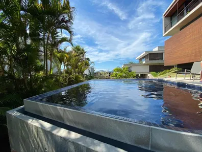 Casa de Condomínio com 3 Quartos à venda, 339m² no Cacupé, Florianópolis