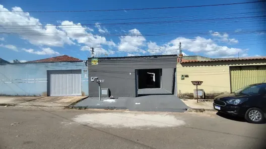 Casa com 3 Quartos à venda, 140m² no Parque Montreal, Aparecida de Goiânia