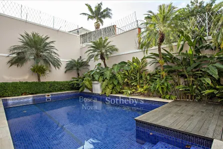 Casa com 5 Quartos à venda, 687m² no Pacaembu, São Paulo