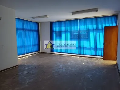Prédio Comercial para alugar, 900m² no Saúde, São Paulo