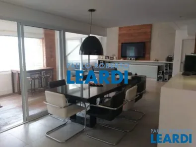 Apartamento com 3 Quartos à venda, 157m² no Cerqueira César, São Paulo