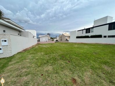 Lote/Terreno à venda, 358m² no Jardim do Lago, Uberaba