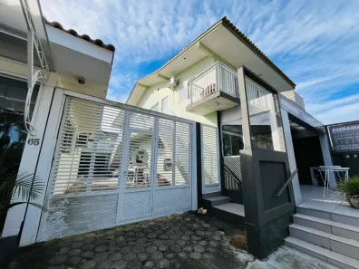Apartamento com 2 Quartos para alugar, 50m² no Centro, Garopaba