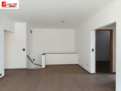 Casa com 3 Quartos para alugar, 126m² no Jardim Ivana, São Paulo