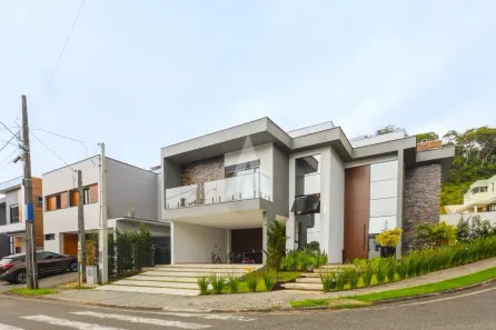 Casa de Condomínio com 4 Quartos à venda, 275m² no Vila Nova, Joinville