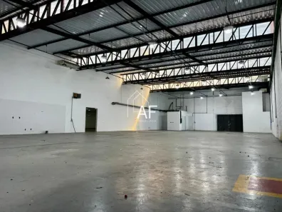 Galpão/Depósito/Armazém à venda, 805m² no Cambuci, São Paulo