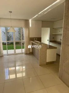 Casa de Condomínio com 3 Quartos para alugar, 150m² no Granja Marileusa, Uberlândia