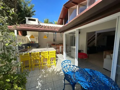 Casa de Condomínio com 4 Quartos à venda, 117m² no Maresias, São Sebastião