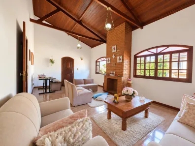 Casa com 3 Quartos à venda, 136m² no Jardim do Sol, Juiz de Fora