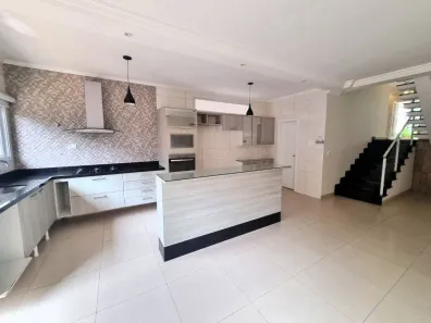 Casa de Condomínio com 5 Quartos para alugar, 276m² no Pitas, Cotia