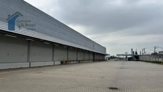 Galpão/Depósito/Armazém para alugar, 4600m² no Jardim Santa Helena, Guarulhos