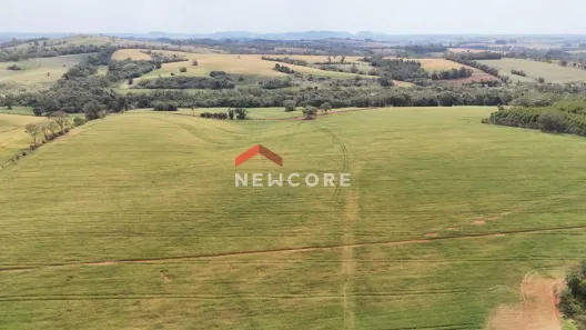 Fazenda/Sítio com 3 Quartos à venda, 500m² no Centro, Itapetininga