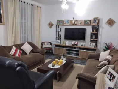 Casa com 3 Quartos à venda, 220m² no Jardim Faculdade, Sorocaba
