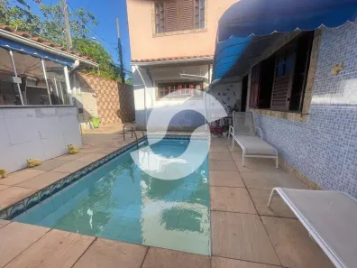 Casa com 5 Quartos à venda, 410m² no Itaipu, Niterói