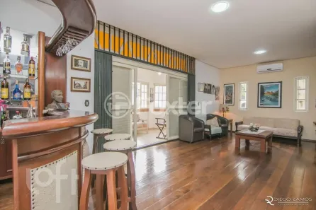 Casa com 4 Quartos à venda, 138m² no Camaquã, Porto Alegre