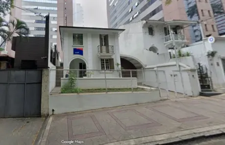 Prédio Comercial com 6 Quartos à venda, 300m² no Cerqueira César, São Paulo