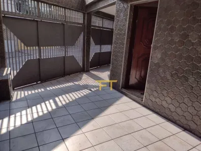 Casa com 3 Quartos à venda, 200m² no Vila Olinda, São Paulo