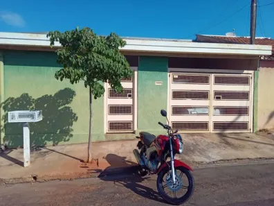 Casa com 3 Quartos à venda, 85m² no Conjunto Residencial Alcir Raineri, Marília