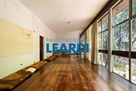 Casa com 4 Quartos para venda ou aluguel, 370m² no Santo Amaro, São Paulo