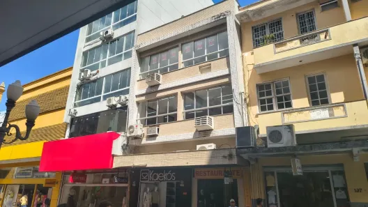 Sala Comercial para alugar, 97m² no Centro, Florianópolis