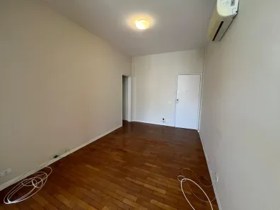 Apartamento com 2 Quartos à venda, 75m² no Copacabana, Rio de Janeiro