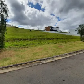 Lote/Terreno à venda, 488m² no São Pedro, Juiz de Fora