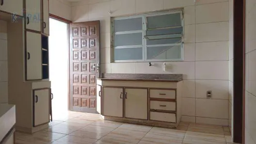 Apartamento com 2 Quartos para alugar, 70m² no Ponte do Imaruim, Palhoça