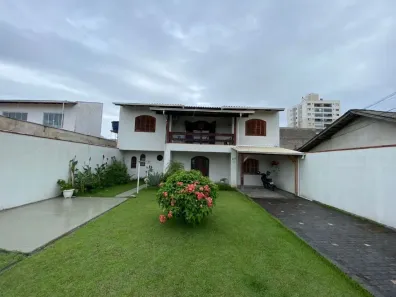 Casa com 4 Quartos à venda, 187m² no Dom Bosco, Itajaí