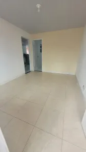 Casa com 2 Quartos para alugar, 80m² no Itapuã, Salvador