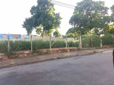 Lote/Terreno para alugar, 494m² no Jardim São Roque, Americana