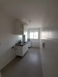 Apartamento com 2 Quartos para alugar, 50m² no Centro, Lauro de Freitas