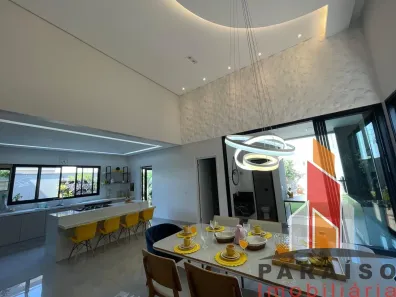 Casa com 3 Quartos à venda, 210m² no Jardim Botânico, Uberlândia