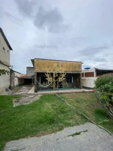 Casa com 3 Quartos à venda, 170m² no Fazendinha, Araruama