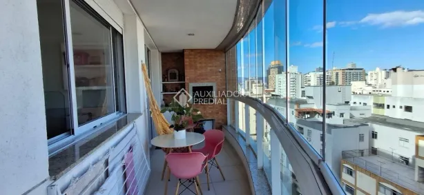 Apartamento com 3 Quartos à venda, 107m² no Canto, Florianópolis