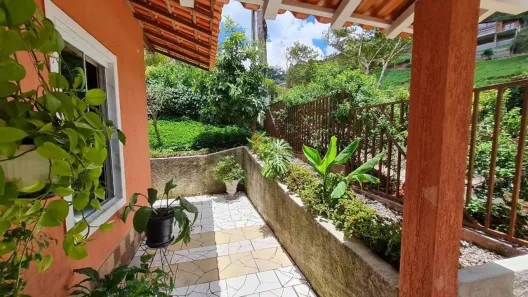 Casa de Condomínio com 3 Quartos à venda, 190m² no Santa Rosa, Teresópolis