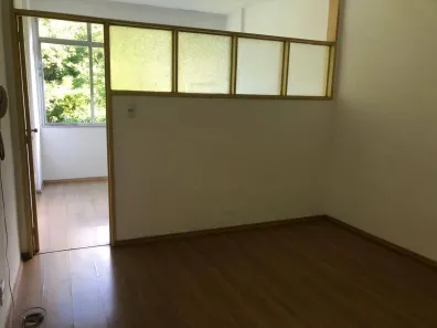 Apartamento com 1 Quarto para alugar, 35m² no Centro, Petrópolis