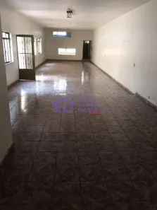 com 3 Quartos para venda ou aluguel, 900m² no Vila Regente Feijó, São Paulo