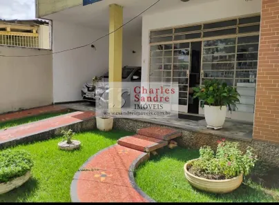 Casa com 3 Quartos à venda, 370m² no Setor Central, Goiânia