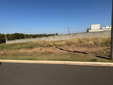 Lote/Terreno à venda, 275m² no Parque Residencial Damha, Araraquara