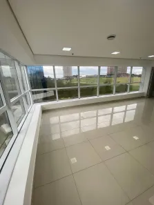 Sala Comercial para alugar, 90m² no Green Valley Alphaville, Barueri