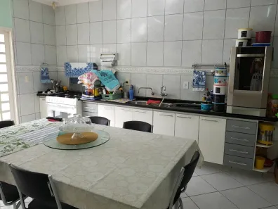 Casa com 3 Quartos à venda, 220m² no Jardim Ouro Verde, Bauru