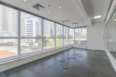 Sala Comercial para alugar, 296m² no Butantã, São Paulo