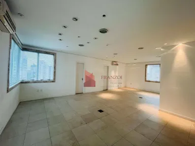 Sala Comercial para alugar, 36m² no Centro, Itajaí