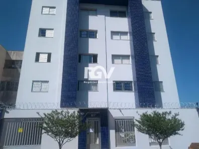 Apartamento com 2 Quartos para alugar, 59m² no Osvaldo Rezende, Uberlândia