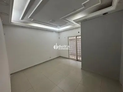 Ponto Comercial para alugar, 225m² no Tabajaras, Uberlândia