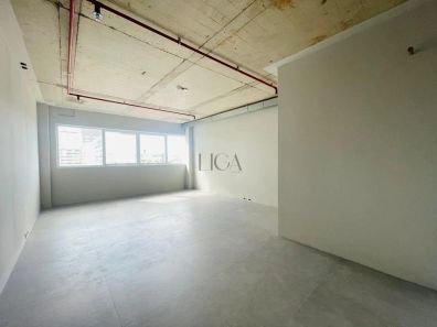 Sala Comercial à venda, 36m² no Santana, Porto Alegre