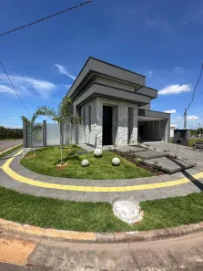 Casa de Condomínio com 3 Quartos à venda, 177m² no Jardins Capri, Senador Canedo