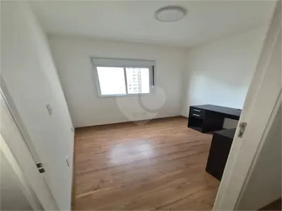 Apartamento com 2 Quartos para alugar, 40m² no Paraíso do Morumbi, São Paulo